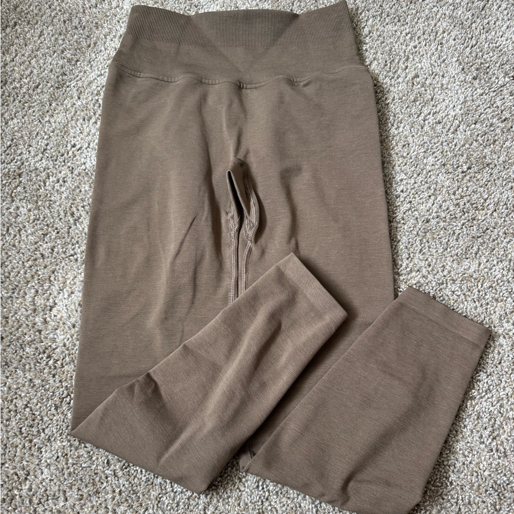 CSB Seamless Leggings / Tan Color / Size Small